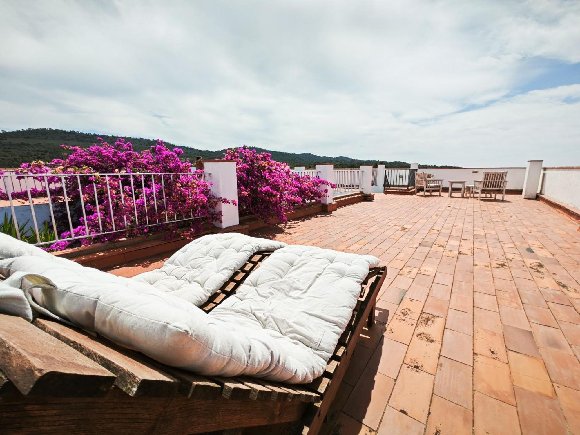 El Penell Apartament Llevant Vilamaniscle エクステリア 写真